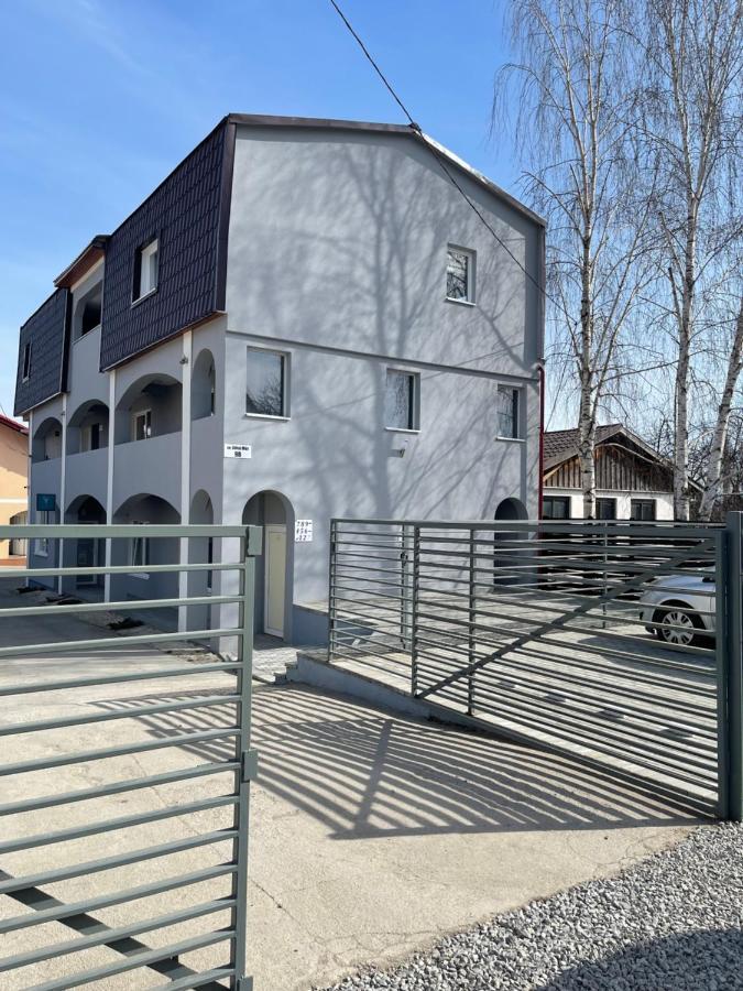 Jokai Apartments Nr9, Code Entry Sfantu Gheorghe  Luaran gambar